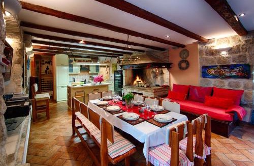 Komiza Villa | Villa Alma Komiza Island Vis