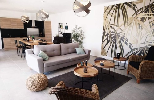 Saint-Martin-de-Crau House | VILLA ALPILLES CRAU CAMARGUE