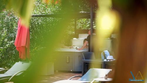 Bessan Bed & Breakfast | Villa Alyzea