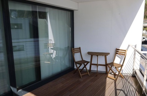 Ruetli House | Villa am See 1/Beach House by Interhome