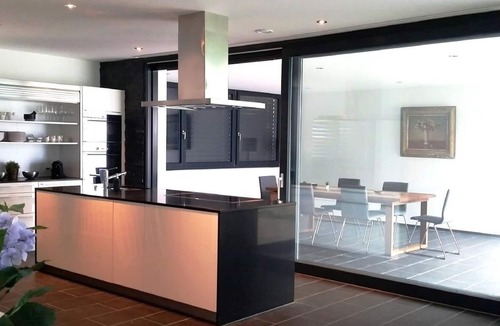 Ruetli House | Villa am See 3 - Beach House by Interhome