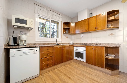 L'Ampolla Villa | 'Villa Amador' with Sea View, Pool & Wi-Fi