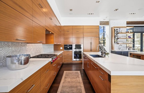 Breckenridge House | Villa Amara: Luxury Home with Great Amenities! New Listing!