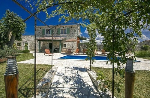 Brecevici Villa | Villa Ambrogino in Brecevici