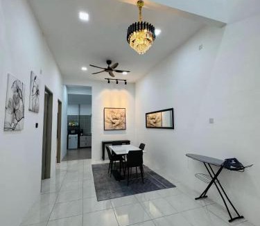 Tanjung Rambutan House | Villa Ammara Homestay