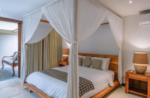 Batubelig Villa | Villa Amore - Elegant 4-br Villa close to the beach