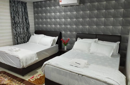 Parit Jawa Villa | Villa Amyleeya