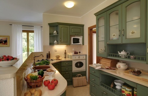 Karigador Villa | Villa Ana, privacy 5* Villa with large Garden, Child friendly, 300m to beach