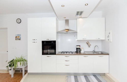 Ruzic House | Villa Ana (V5561-K1) - Umljanovic