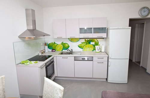 Okrug Donji Villa | Villa Anadi - Quiet Place With Pool