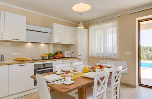 Novigrad Villa | Villa Angelina by Villas Guide