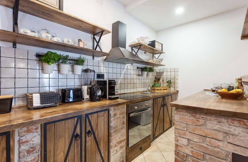 Biograd na Moru Villa | Villa Angi - Four Bedroom Villa, Sleeps 10