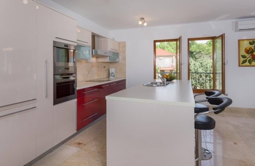 Cove Makarac (Milna) Apartment | Villa Anna 2F - Best Island vacation - Luxury stay near the beach
