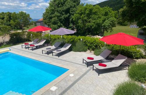 Lupoglav Villa | Villa Anne A lovely place in the mountains