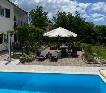 Lupoglav Villa | Villa Anne A lovely place in the mountains