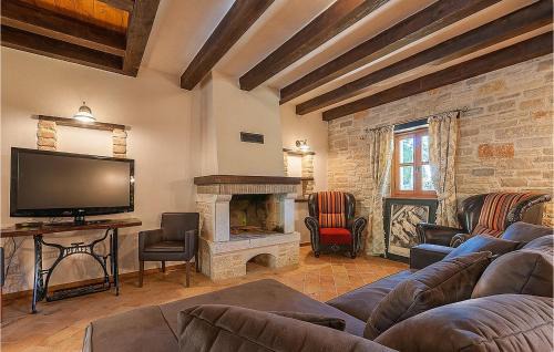 Brecevici House | Villa Anneliese