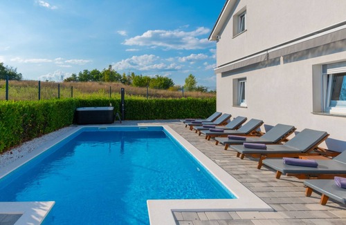 Trilj Villa | Villa Anteo-Split by Villas Guide