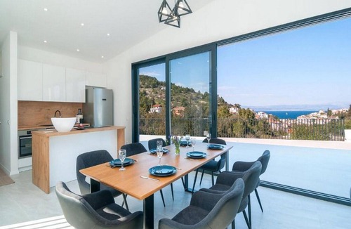 Stomorska Villa | Villa Antonio - Four bedroom Villa with swimming pool