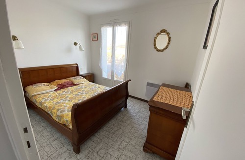 Sainte-Marie-la-Mer Villa | Villa any comfort with two steps of the sea