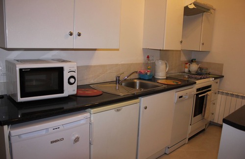 Rafol de Almunia Villa | Villa apartment, 2 double bedrooms, sleeps 4, Private pool, hot tub, SmartTV,
