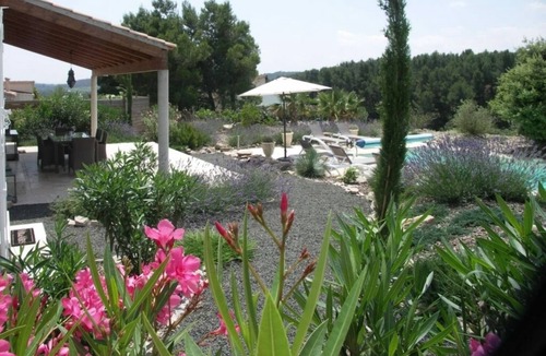 Pouzols-Minervois Villa | VILLA APHRODITE - sleeps 6 with heated pool and air conditioning