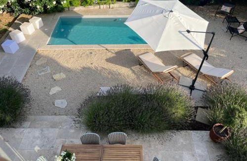 Saint-Etienne-du-Gres House | Villa Aprile