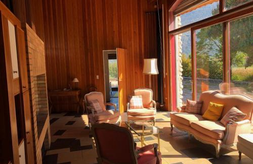 Vif Villa | Villa Architecte des années 70