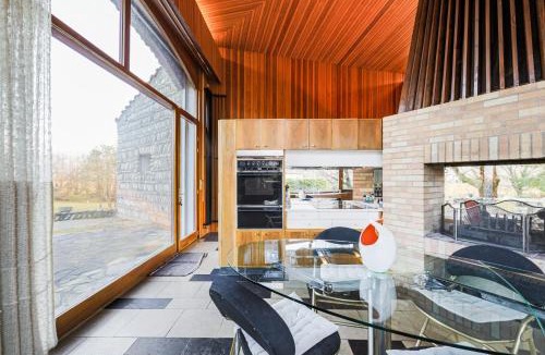 Vif Villa | Villa Architecte des années 70