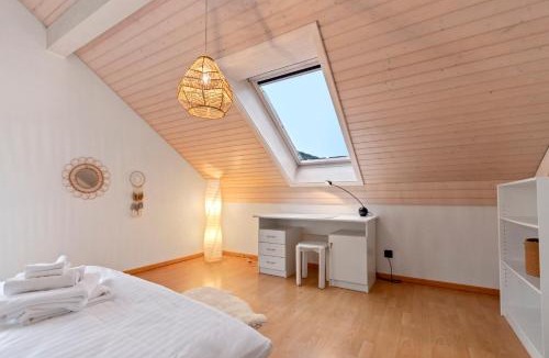 Domdidier Villa | Villa architecte lumineuse avec jardin privé
