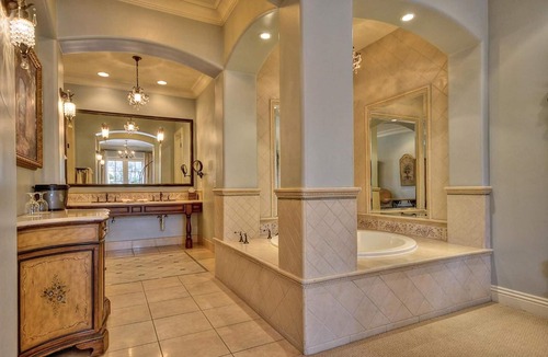 Arden-Arcade Bed & Breakfast | Villa Arden Hills