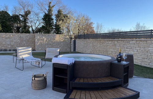 Matohanci Villa | Villa Art Renata - Pool, Sauna & Jacuzzi on 700m2