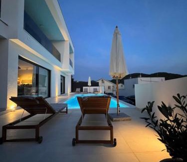 Zman Villa | Villa Artemis II