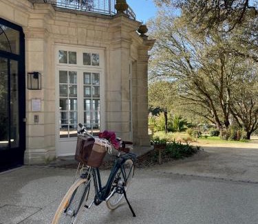 Noirmoutier-en-l'Ile Hotel | Villa Arthus-Bertrand