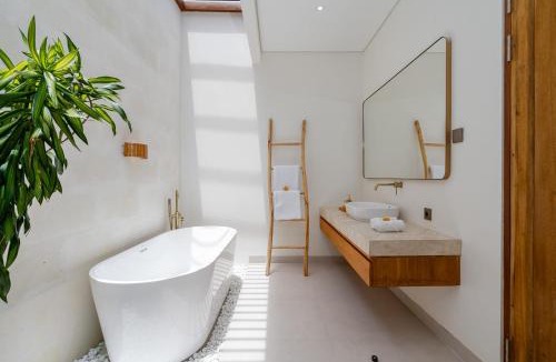 Umalas Villa | Villa Arunika by Elysian - Brand New 1BR Villa with Private Pool in Kerobokan