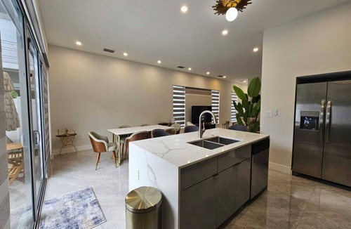 Coral Way House | Villa at The Grove