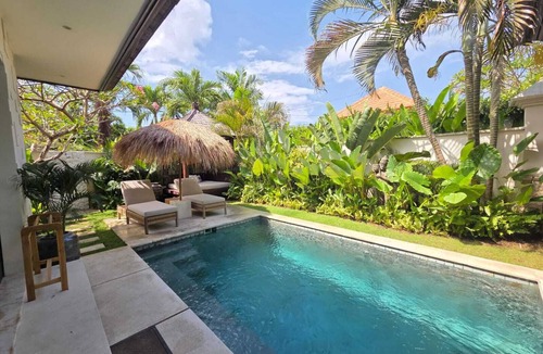 Sanur Villa | Villa Athena One - Where Romance Meets Relaxation