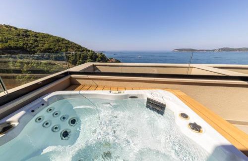 Lozica Villa | Villa Atreeum Excelsior - LUXE, Beach, Gym, Spa