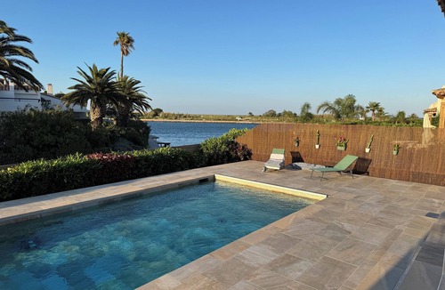 Saint-Cyprien Plage Villa | Villa au Bord de la Lagune de Saint-cyprien
