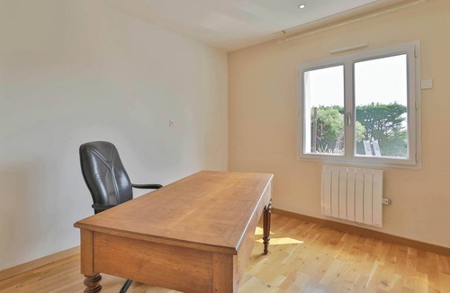 Chateau-d'Olonne Villa | Villa au calme, proche de la mer