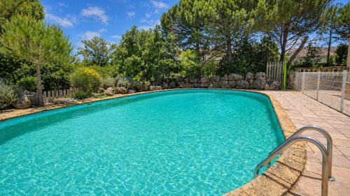 Arzens Villa | Villa au calme - piscine, ping pong, Jardin 8000m²