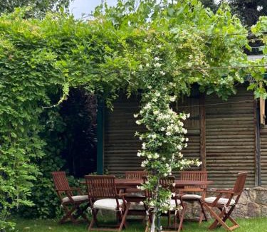 Ortigosa del Monte House | Villa Aurelia - Casa de campo con jardín y piscina entre Madrid y Segovia