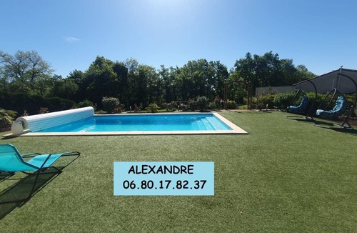 Castelnau-de-Montmiral House | Villa Avec Piscine 10 Pers