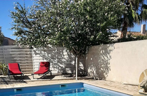 Saint-Nazaire-de-Pezan Villa | Villa Avec Piscine sud de France en Petite Camargue