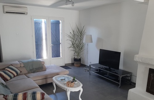 Saint-Nazaire-de-Pezan Villa | Villa Avec Piscine sud de France en Petite Camargue