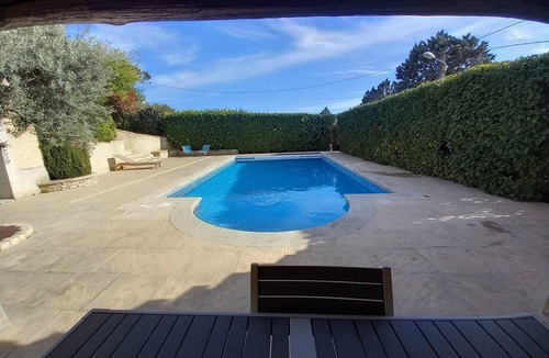 Caumont-sur-Durance House | Villa Avec vu et Piscine sur la Colline de Caumont sur Durance