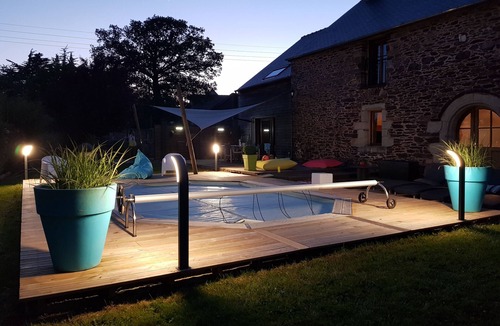 Saint-Malon-sur-Mel House | Villa Avec Piscine Privée Très Proche de la Forêt de Brocéliande