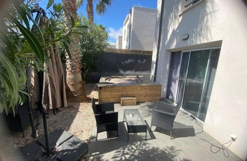 Beziers Villa | Villa avec jacuzzi - 3 chambres