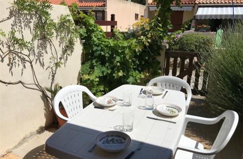 Port Leucate Villa | Villa avec Mezzanine et Cabine 4 Pers à Port Leucate, Parking inclus - FR-1-81-138