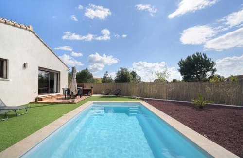 Le Somail Villa | Villa Avec Piscine Spa Et Sauna