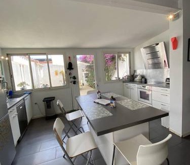 Le Grand Large Villa | Villa avec Piscine privée climatisation et wifi équipée pour 6 personnes - 6VHIP3